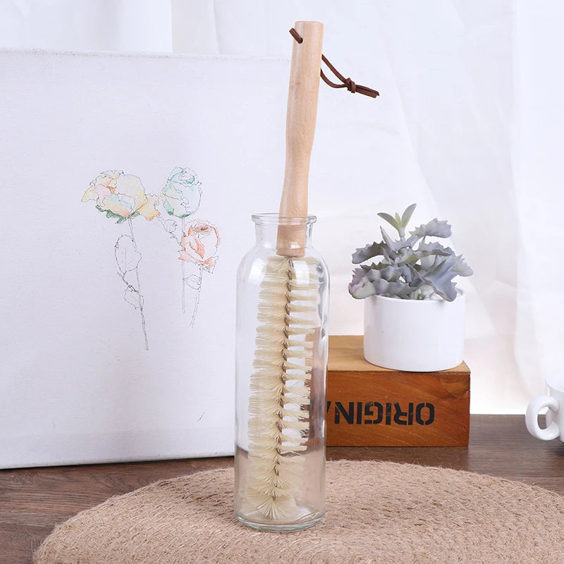 Hot sale Wooden Long Handle Brush Unique design For Baby Bottles Scrubbing Cleaning Tool Kitchen Cleaner For Washing Cleaning