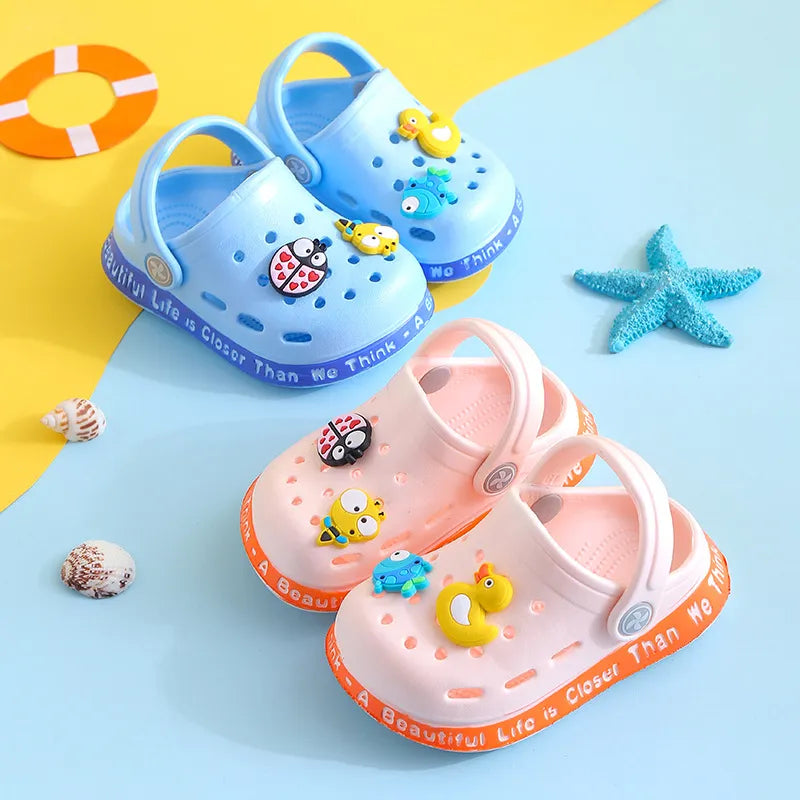 Sandalias Children New Cute Cartoons Kids Mules Clogs Summer Croc Garden Beach Slippers Sandals Cave Hole Baby Shoe for Boy Girl