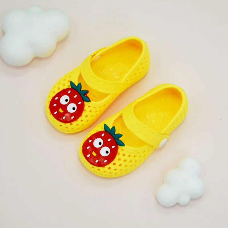 Baby Sandals First Walkers Summer Hollow Out Baby Girl Shoes Non Slip Soft Sole Toddler Shoes Indoor Waterproof Beach Sandals