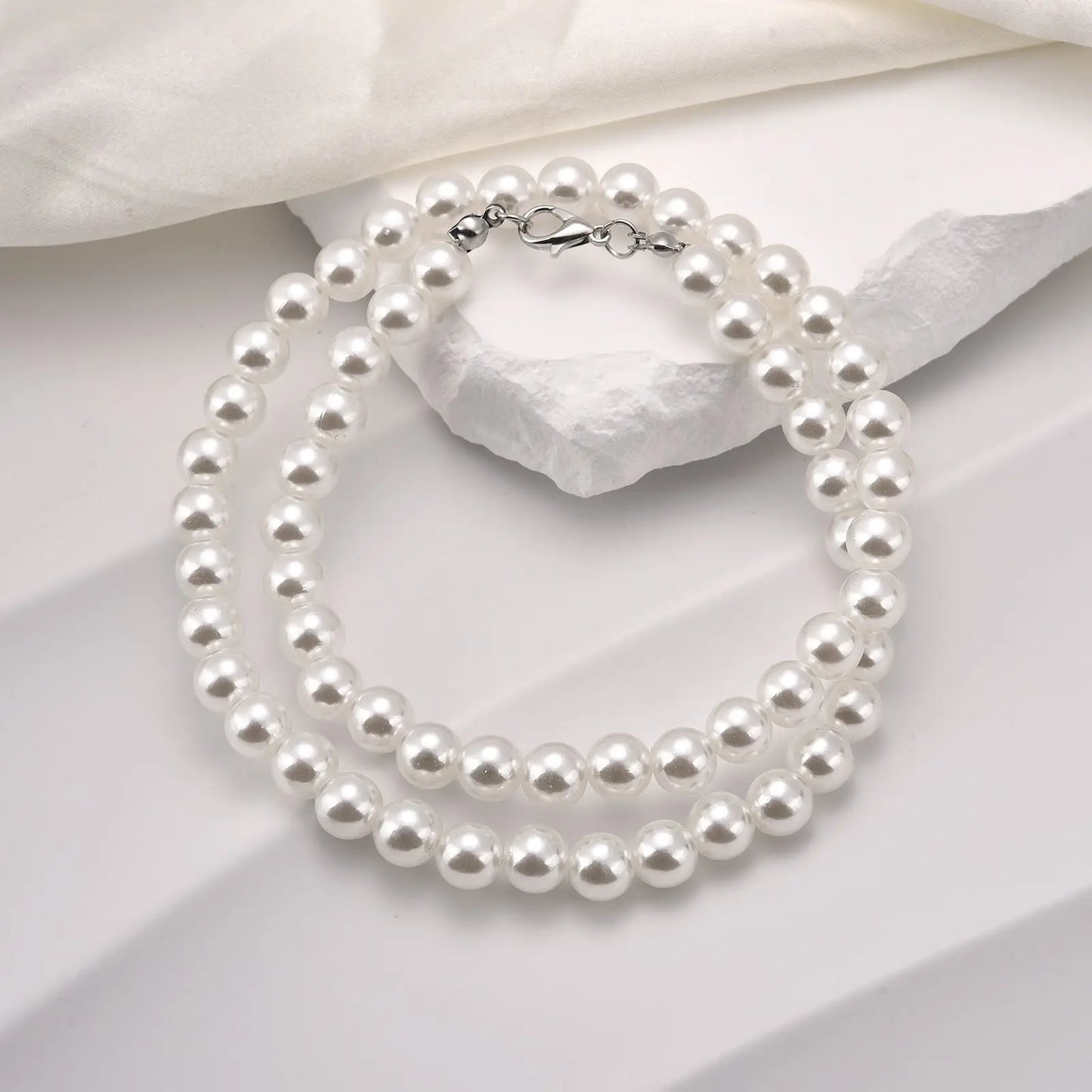 Hot Trendy Imitation Pearl Necklace Men Temperament Simple Handmade Strand Bead Necklace For Men Fashion Jewelry Gift