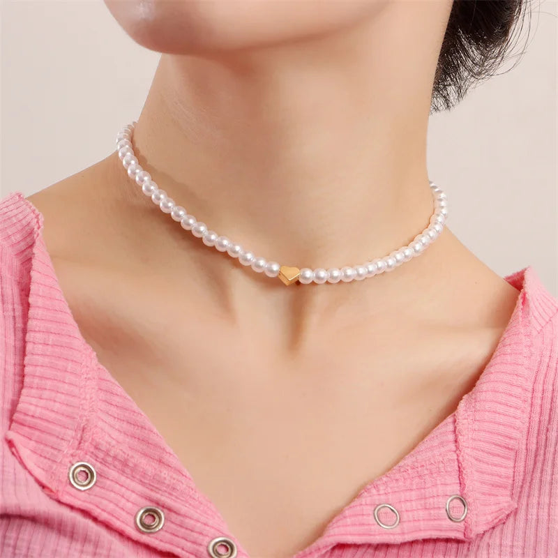 New Trendy Shell Heart Imitation Pearls Necklace Women Handmade 6mm Stone Beaded Necklace For Women Jewelry Gift