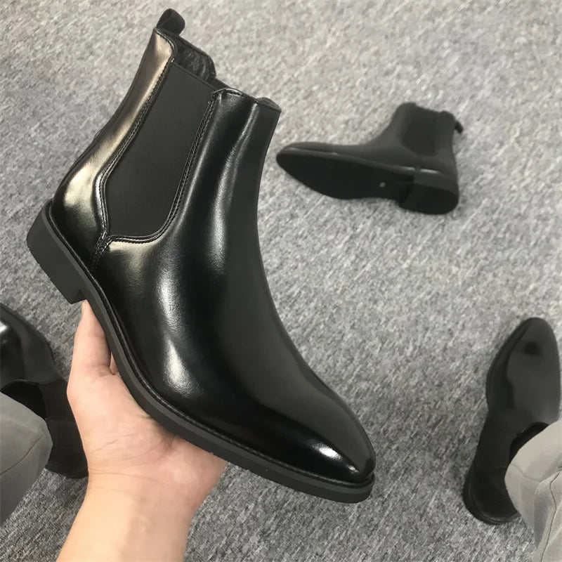 Classcis Man Chelsea Boots Black Casual Slip on Short Boots Vintage Leather Cowboy Ankle Boots