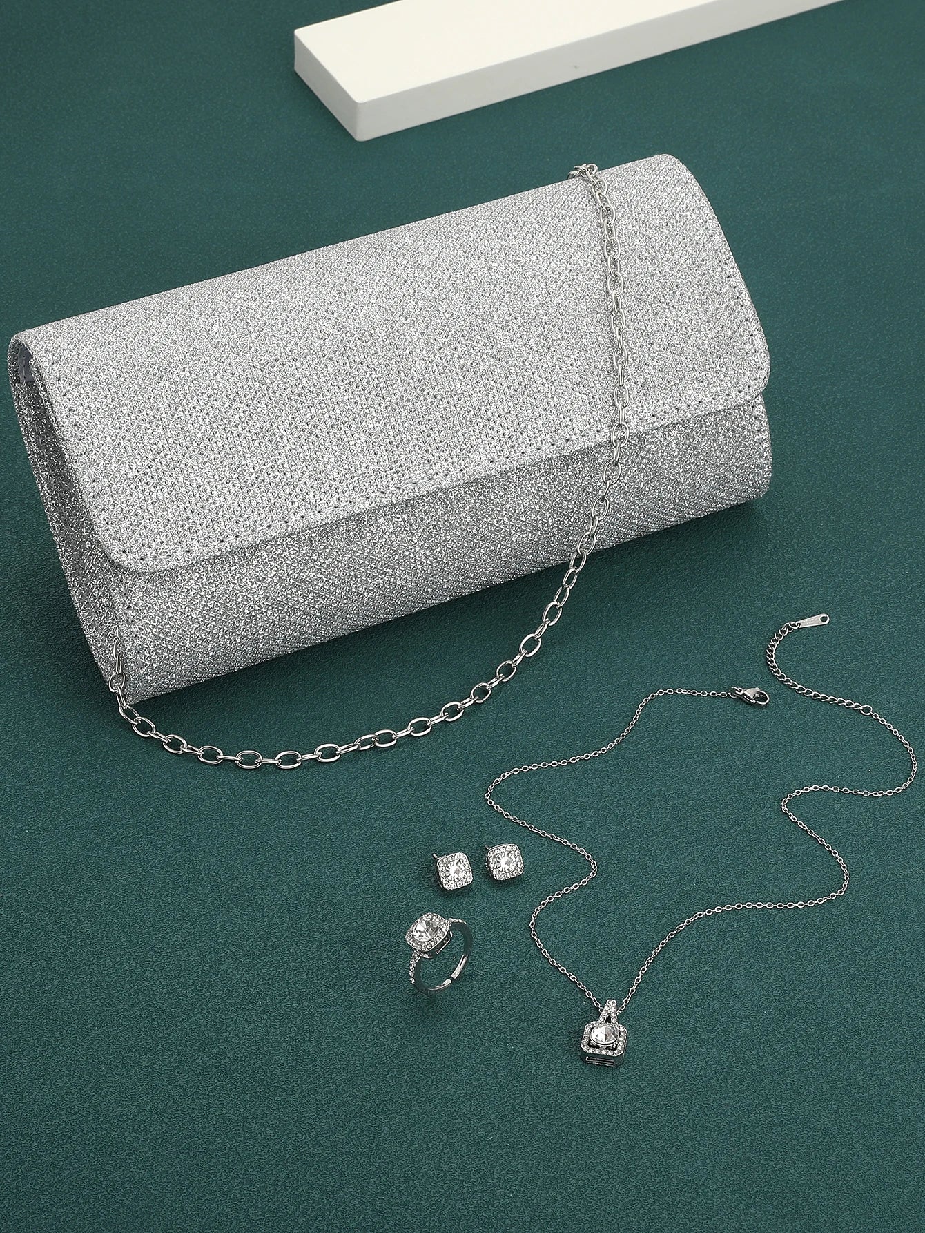 The new wedding banquet with evening dress bag and necklace earrings set more elegant temperament of women travel storage bag