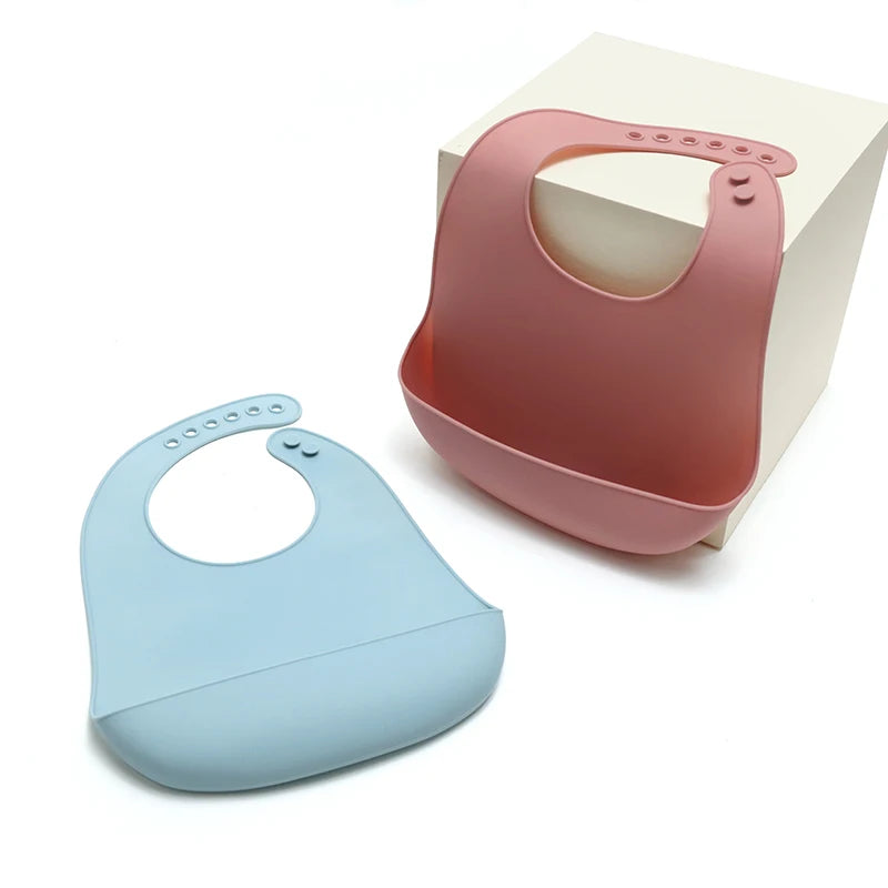 1PCS Waterproof Baby Bibs Newborn Feeding Baby Bibs Burp Cloths Adjustable Soft Silicone Bib Baby Accessories