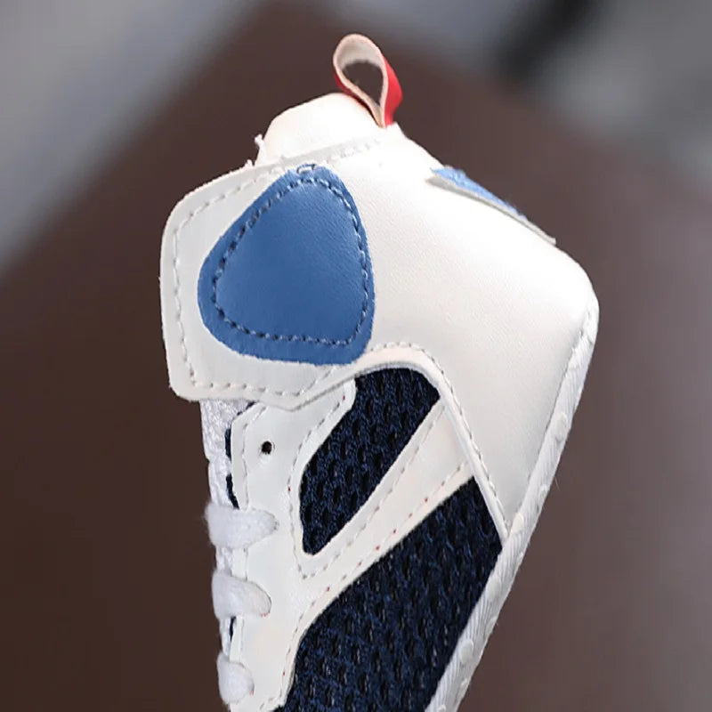 2022 Boys Basketball High Top Breathable Sneakers Comfortable Non-Slip Soft Bottom Toddler Toddler White Baptism First Walker