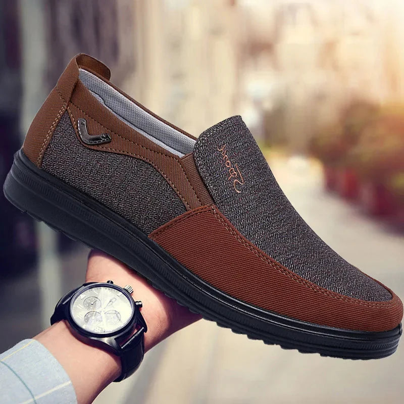 Canvas Shoes Men Classic Loafers Men Casual Shoes Breathable Walking Flat Men Shoes Sneakers Plus Size