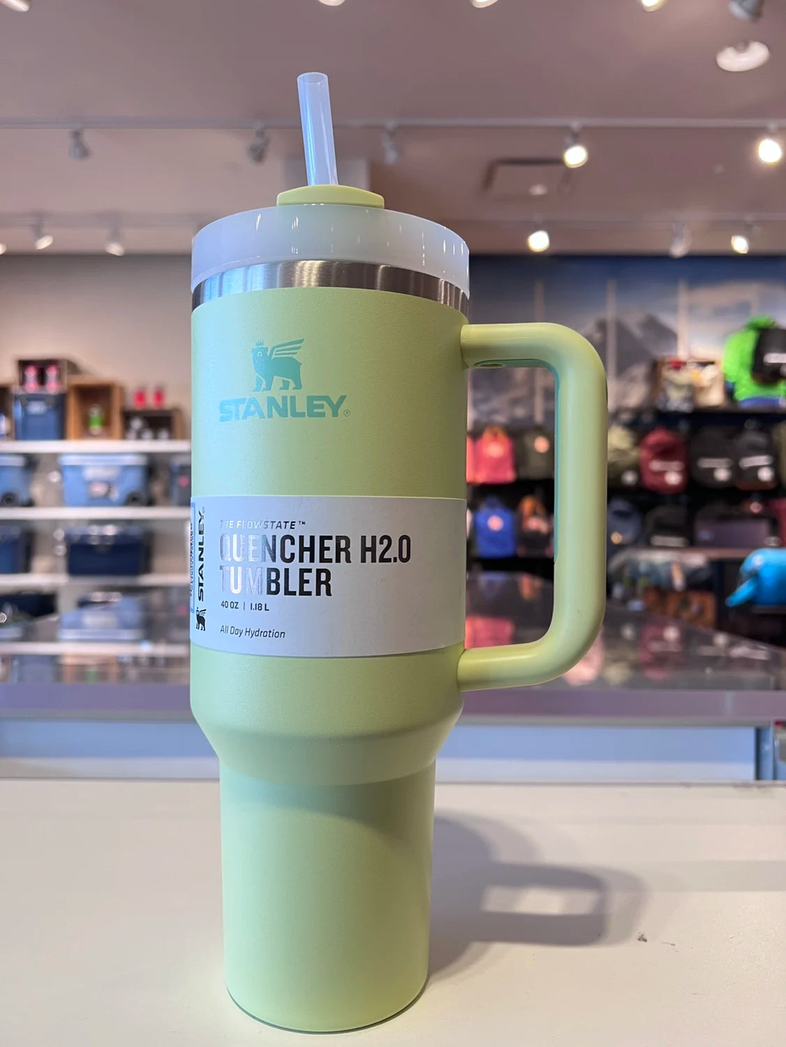 كوب Stanley Adventure Quencher H2.0 سعة 40 أونصة مع مقبض من الفولاذ المقاوم للصدأ معزول بالفراغ كوب سيارة حراري مثلج للسفر